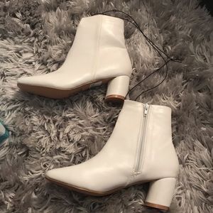 White boot heels